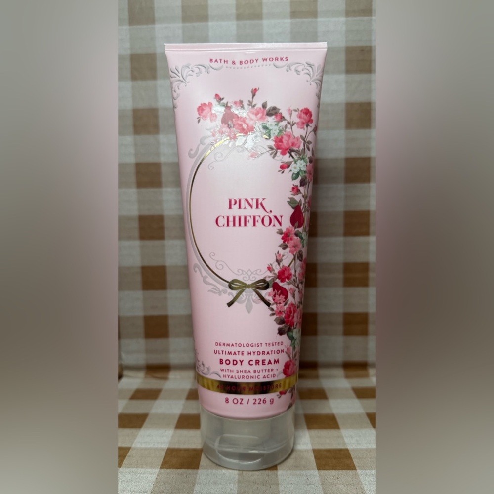 NEW B&BW💕 Pink Chiffon Ultimate Hydration Body Cream•48 hr moisture